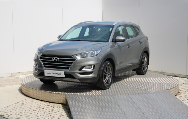 HYUNDAI Tucson vehicle-image