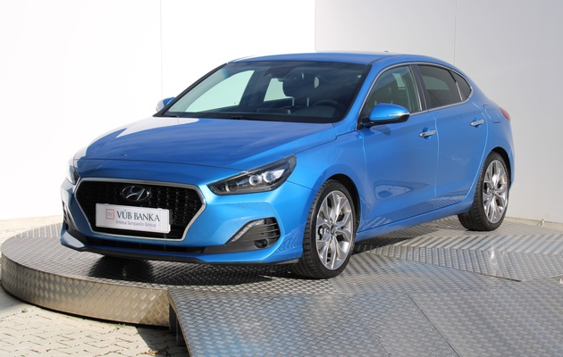 HYUNDAI i30 Fastback Style vehicle-image