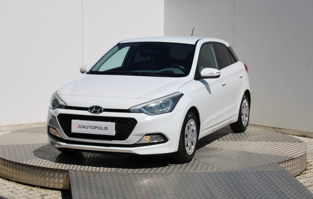 HYUNDAI i20 Comfort vehicle-image
