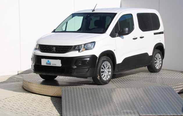 PEUGEOT Rifter Active vehicle-image