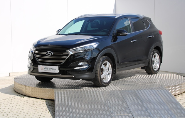 HYUNDAI Tucson Premium vehicle-image