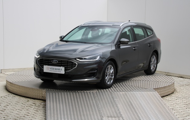 FORD Focus Combi Titanium vehicle-image