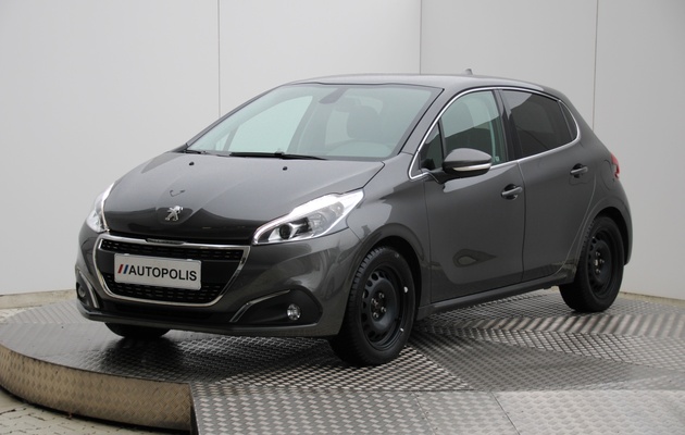 PEUGEOT 208 Allure vehicle-image