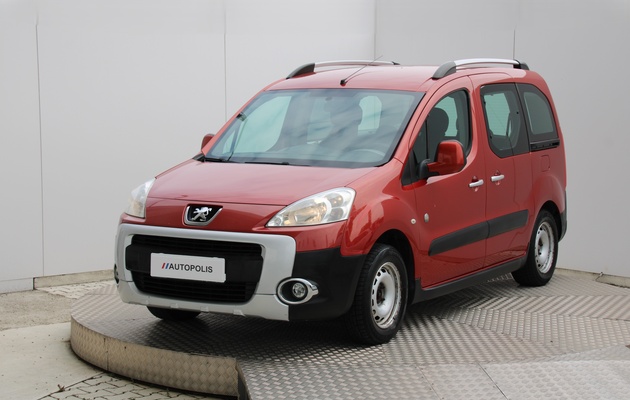 PEUGEOT Partner vehicle-image