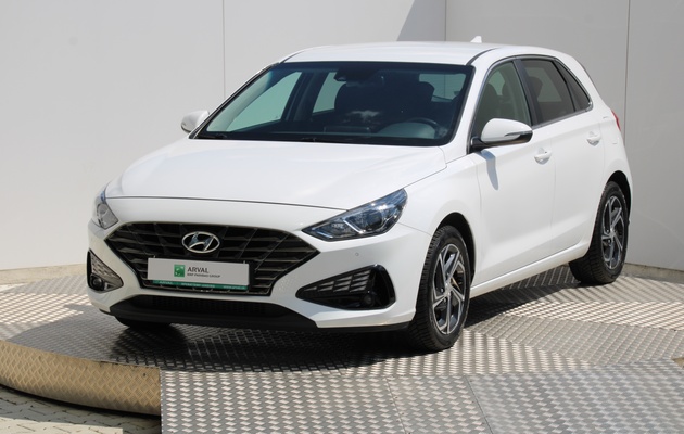 HYUNDAI i30 Family vehicle-image