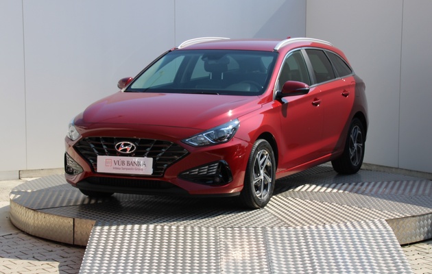 HYUNDAI i30 CW Family vehicle-image