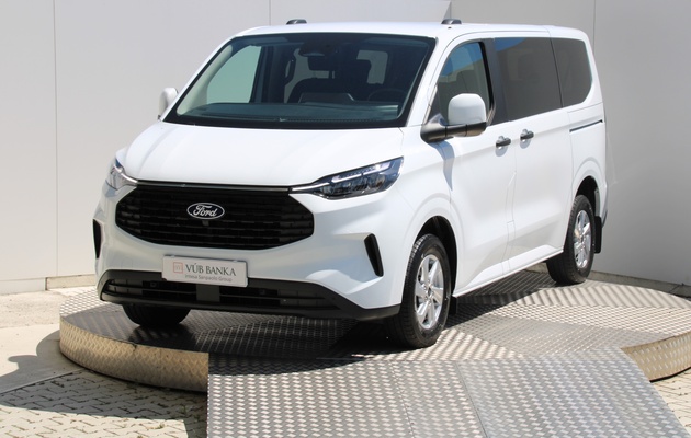 FORD Tourneo Custom Family vehicle-image