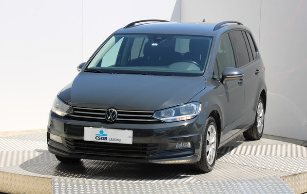 VOLKSWAGEN Touran Comfortline vehicle-image