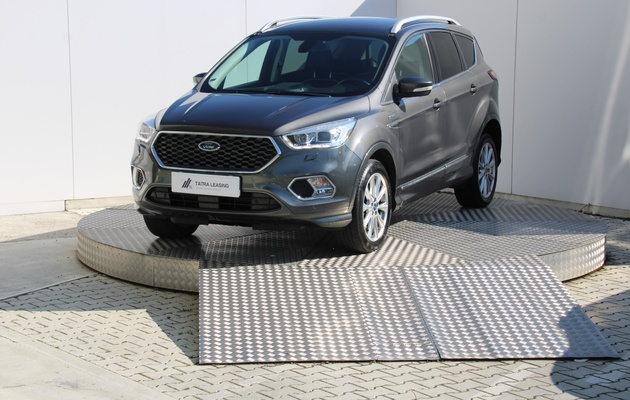 FORD Kuga Vignale vehicle-image