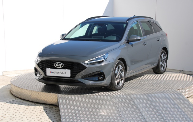 HYUNDAI i30 CW Family vehicle-image