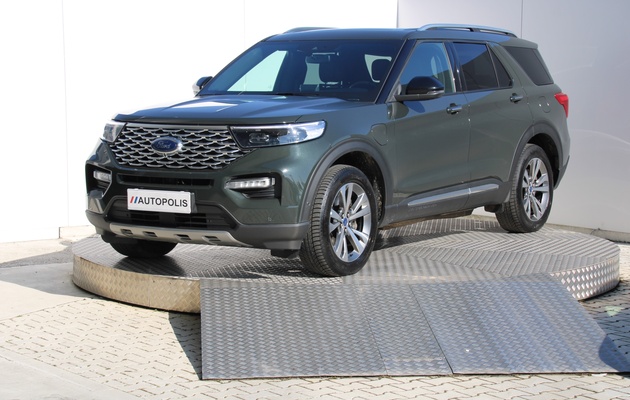 FORD Explorer Platinum vehicle-image