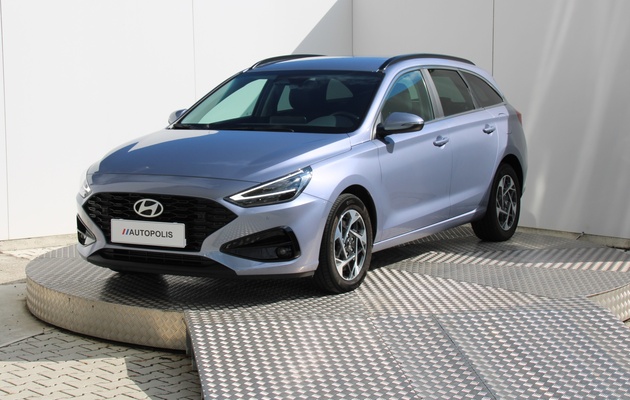 HYUNDAI i30 CW Family vehicle-image