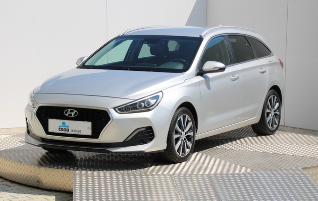 HYUNDAI i30 CW Style vehicle-image