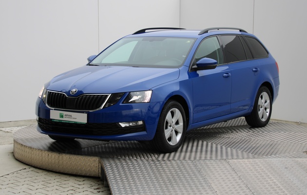ŠKODA Octavia III Combi Ambition vehicle-image