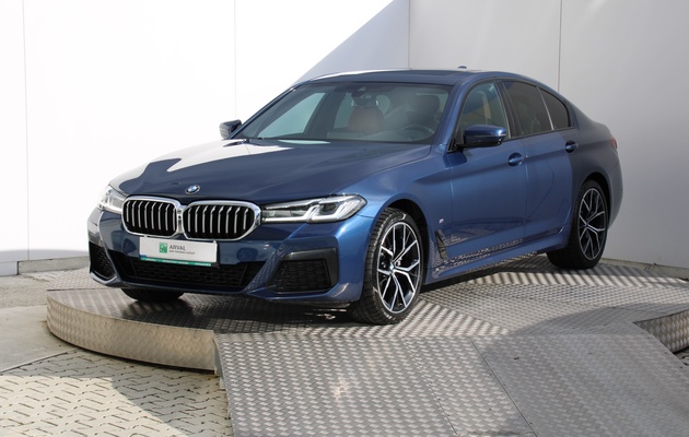 BMW 520d M vehicle-image