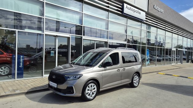 Ford Tourneo Connect L1 Titanium vehicle-image