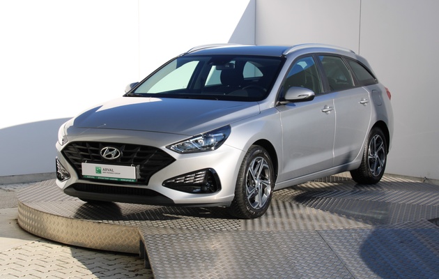 HYUNDAI i30 CW Comfort vehicle-image