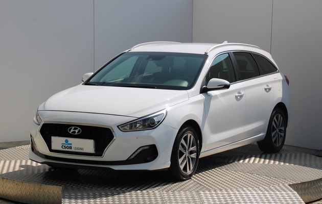 HYUNDAI i30 CW Family vehicle-image