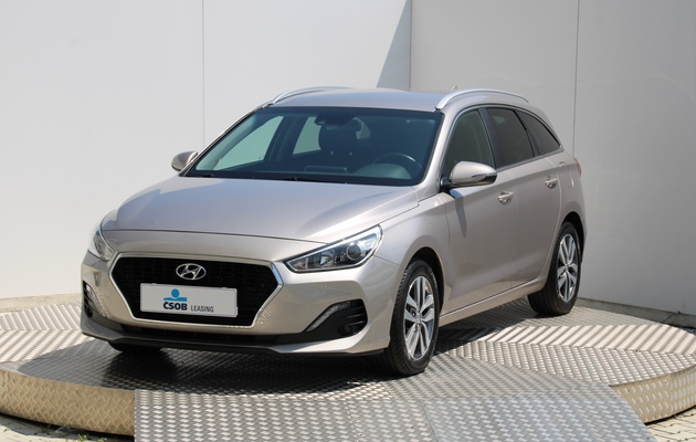 HYUNDAI i30 CW Family vehicle-image