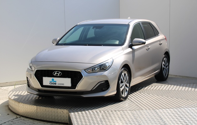 HYUNDAI i30 Family vehicle-image