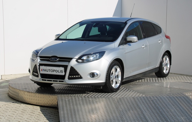 FORD FOCUS vehicle-image