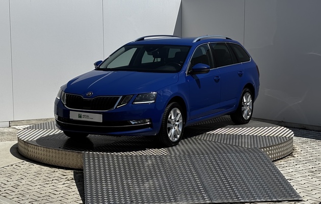 ŠKODA Octavia III COMBI Style vehicle-image