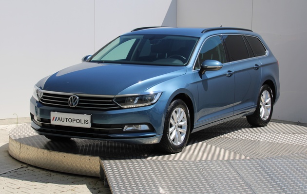 VOLKSWAGEN Passat Variant 1.4 TSi vehicle-image