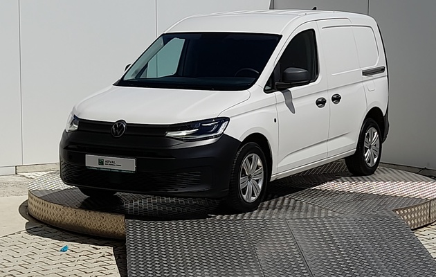 VOLKSWAGEN Caddy Cargo vehicle-image
