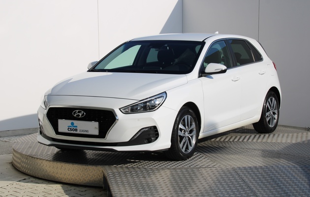 HYUNDAI i30 Family vehicle-image