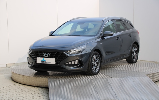 HYUNDAI i30 CW Family vehicle-image