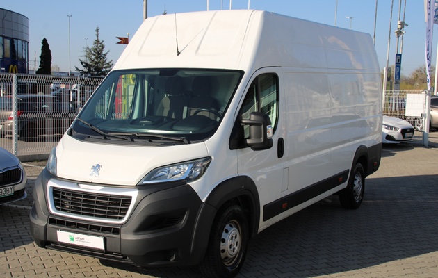 PEUGEOT Boxer Active vehicle-image