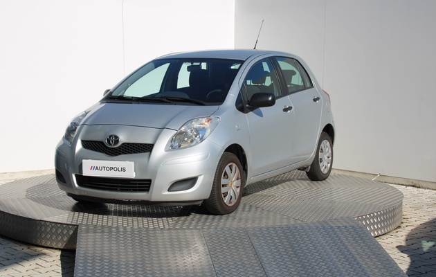TOYOTA YARIS vehicle-image