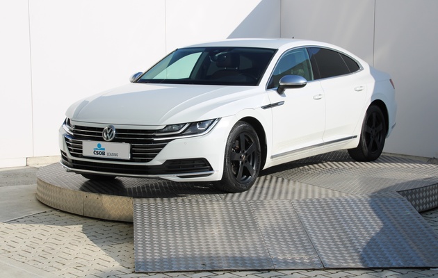 VOLKSWAGEN Arteon Elegance vehicle-image