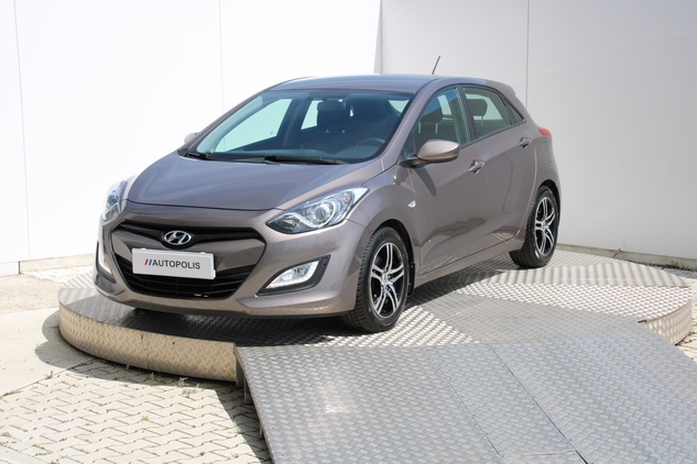 HYUNDAI i30 Family