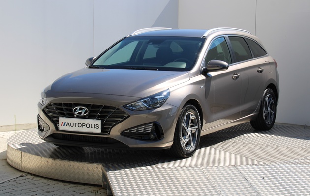 HYUNDAI i30 CW Family vehicle-image