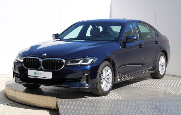 BMW 520d vehicle-image