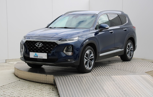 HYUNDAI Santa Fe Premium vehicle-image