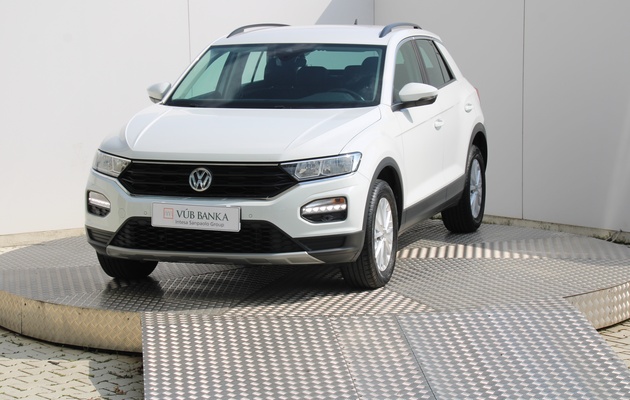 VOLKSWAGEN T-ROC vehicle-image