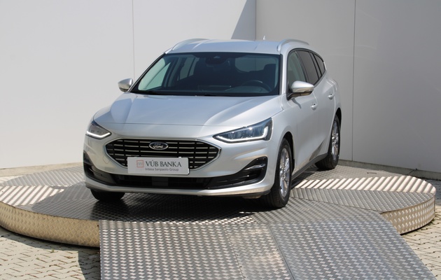 FORD Focus Combi Titanium vehicle-image