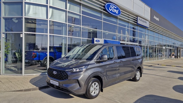 FORD Tourneo Custom Family L2H1 vehicle-image