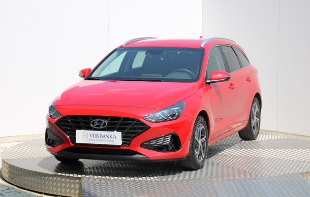 HYUNDAI i30 CW Family vehicle-image