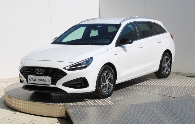 HYUNDAI i30 CW Play vehicle-image