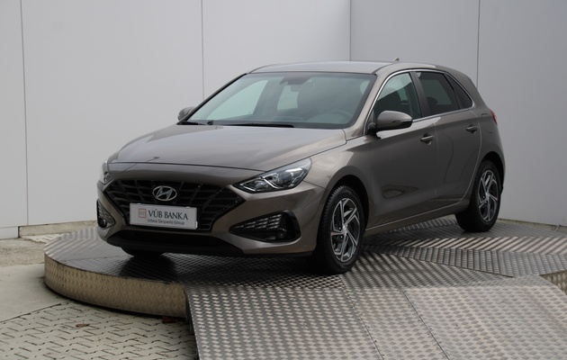 HYUNDAI i30 Family vehicle-image