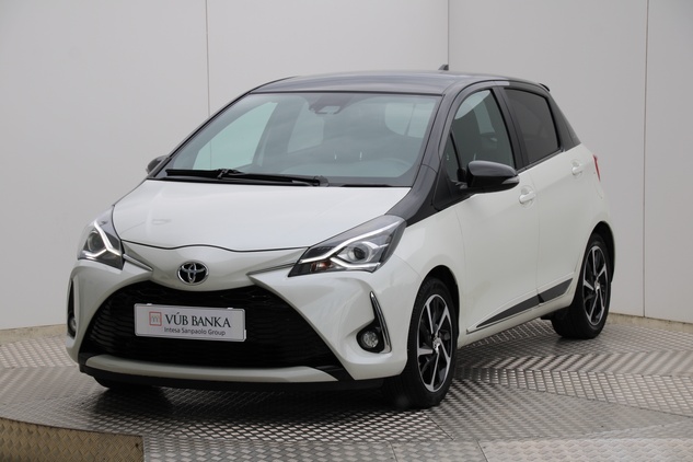 TOYOTA Yaris Selection