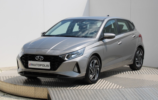 HYUNDAI i20 Family + Winter pack vehicle-image