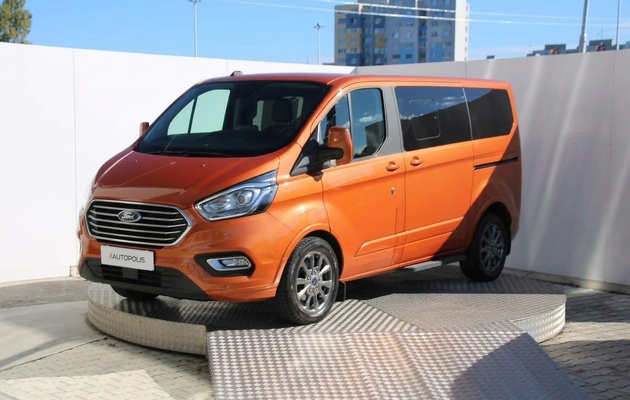FORD Custom V362 MCA Tourneo Titanium vehicle-image