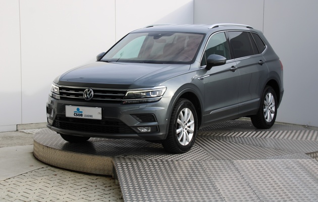 VOLKSWAGEN Tiguan Allspace Comfortline vehicle-image