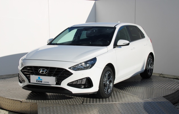 HYUNDAI i30 vehicle-image