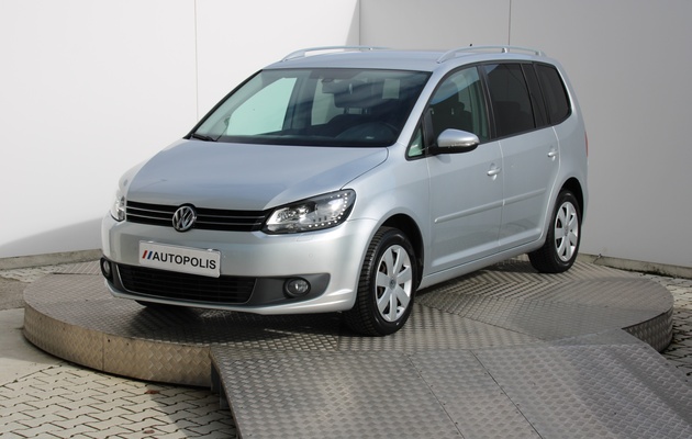 VOLKSWAGEN Touran vehicle-image