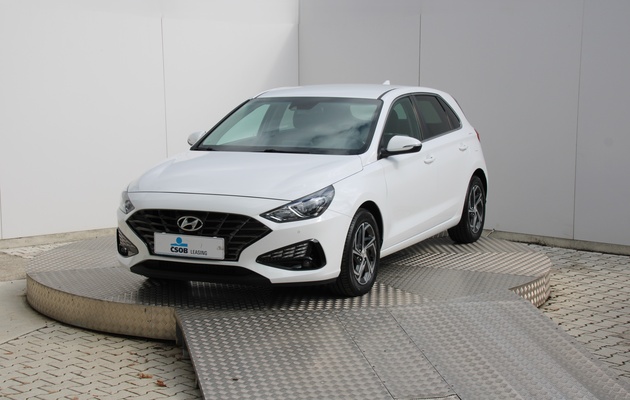HYUNDAI i30 Family vehicle-image